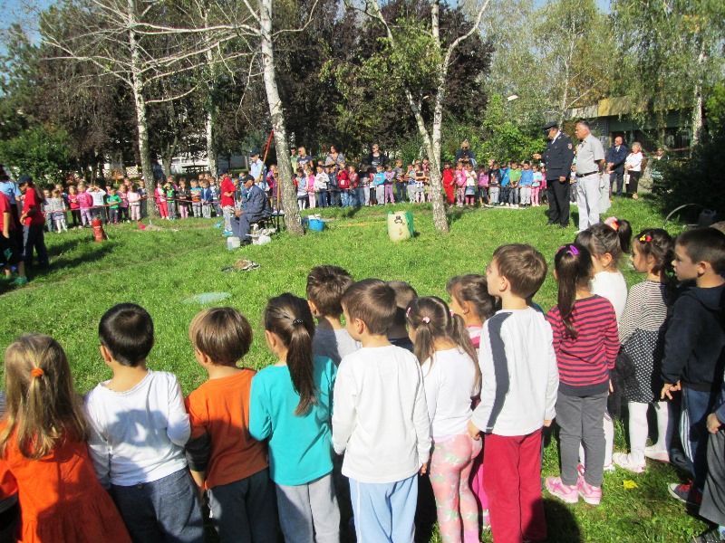 Najmlađi Kotežani naučili da gase vatru-2014