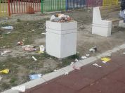 Uništen parkić u Borči kod Kockice, LOBI