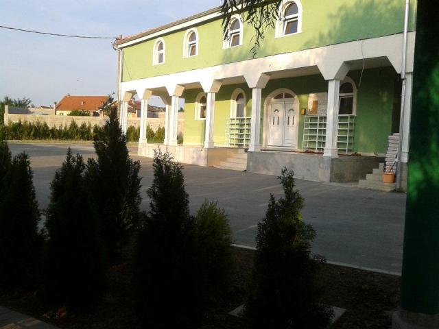 Prvi muslimanski džemat i mesdžid u Borči