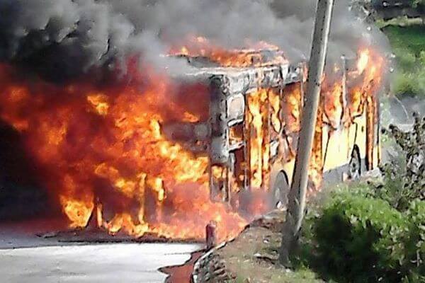 Čak devet izgorelih gradskih autobusa u poslednjih 6 meseci - 2014