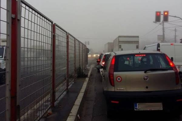 Totalni kolaps u Borči zbog lančanog sudara kod Malog Zbega - 2015